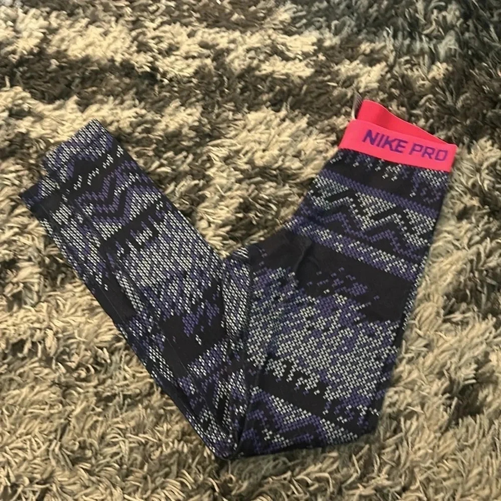 Patterned Nike Pro Leggings